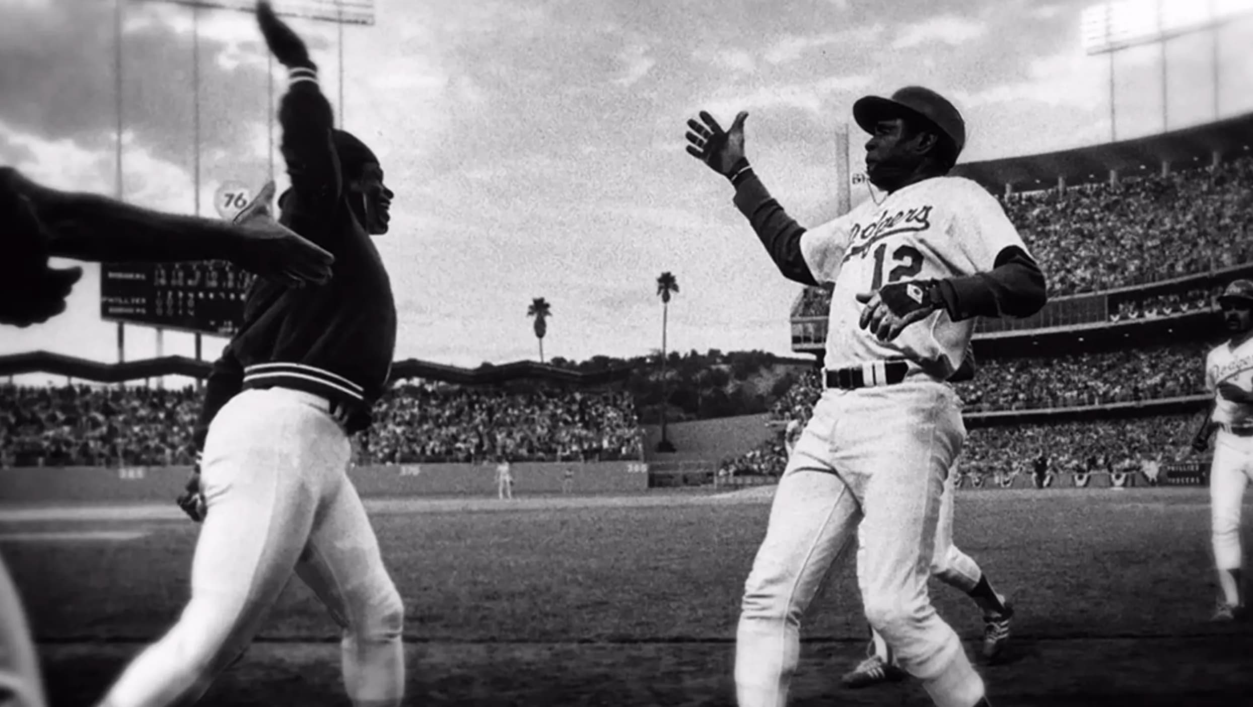 glenn burke dusty baker high five - 76 Ropers 12